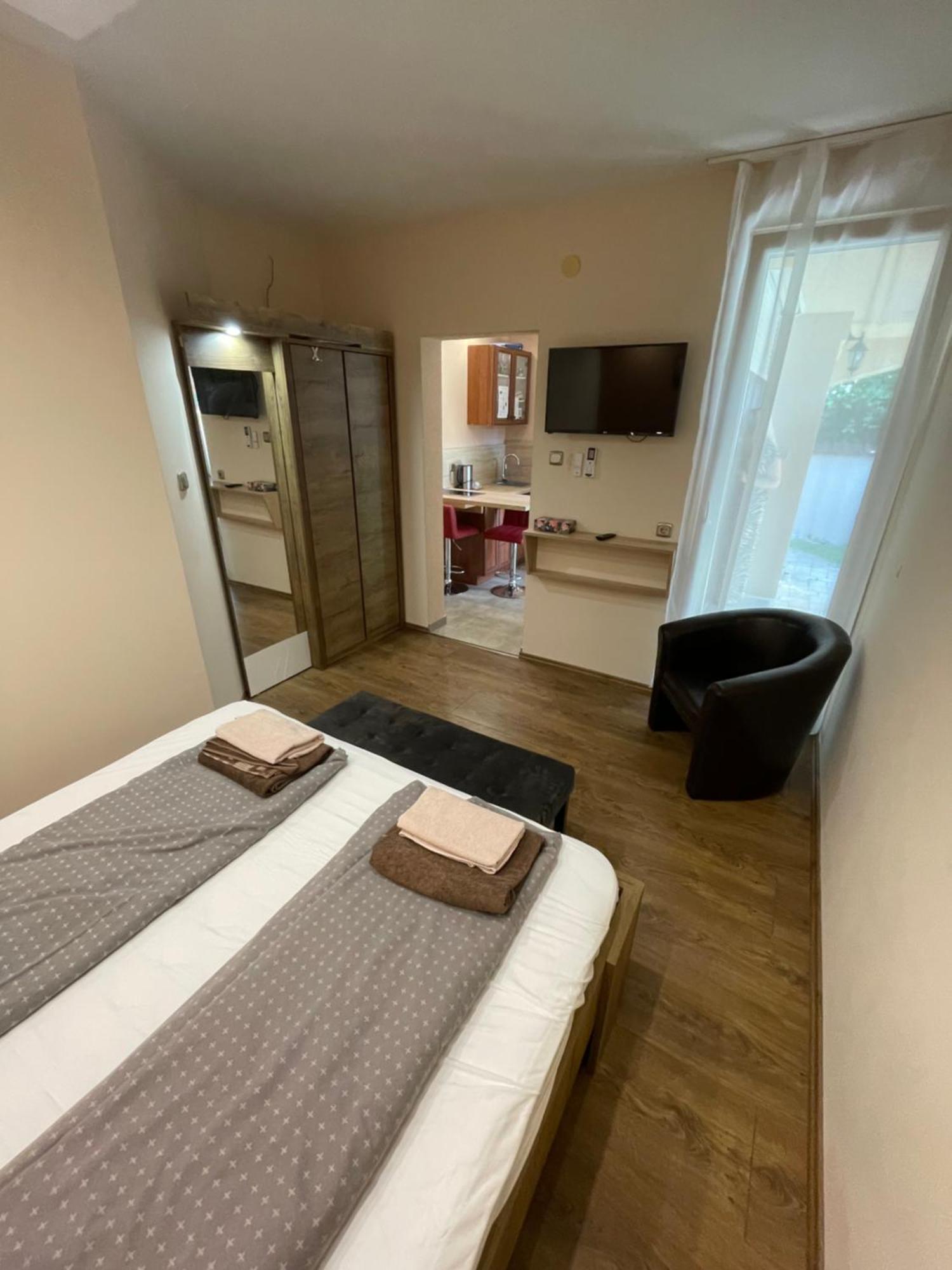 Happy Sun Medences Apartman شيوفوك المظهر الخارجي الصورة